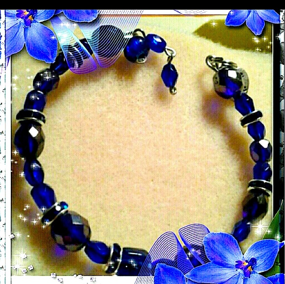 “Royalty” September sapphire crystal birthstone memory wire bracelet PRICE FIRM - Picture 3 of 6